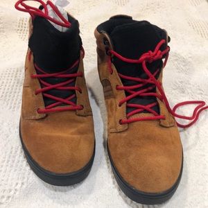 Gravis Bison Skipper